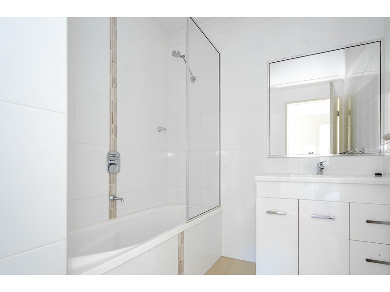 1/18 MCCANN STREET, South Gladstone QLD 4680