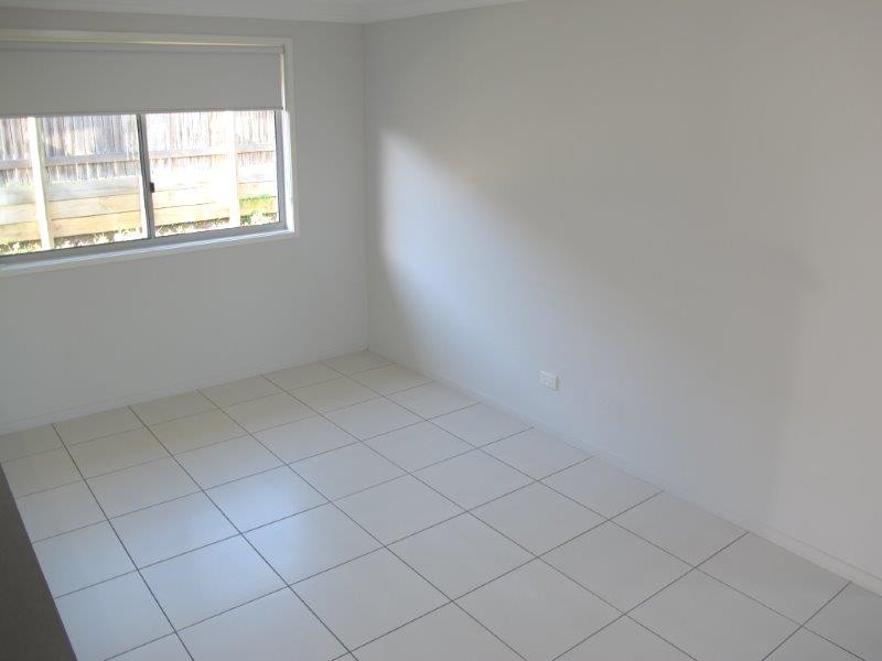 18 Bottlebrush Dr, Kirkwood QLD 4680