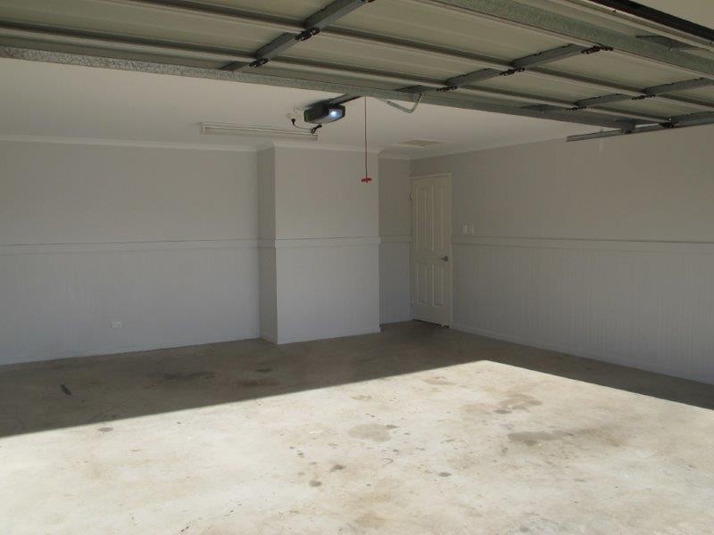 18 Bottlebrush Dr, Kirkwood QLD 4680