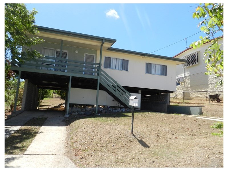 32 Wilson Street, New Auckland QLD 4680