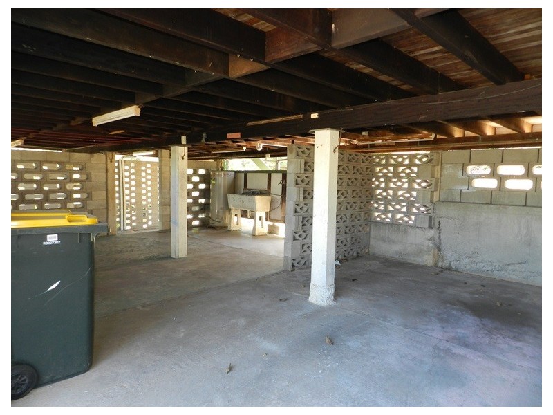 32 Wilson Street, New Auckland QLD 4680