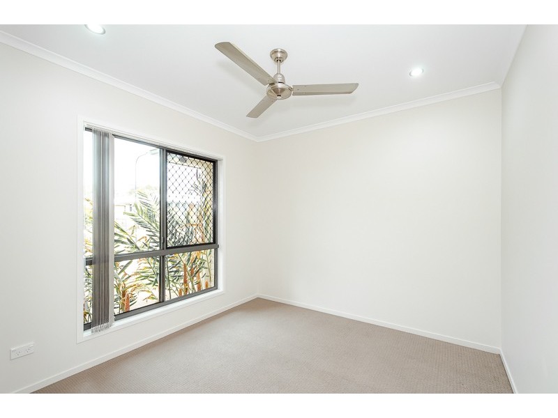 18 REDGUM DRIVE, Kirkwood QLD 4680