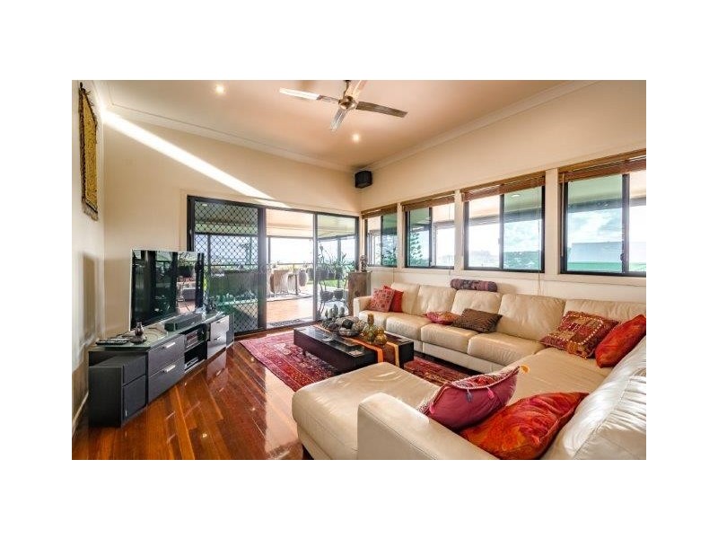 13 Williamson Street, West Gladstone QLD 4680