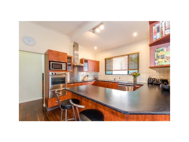 13 Williamson Street, West Gladstone QLD 4680