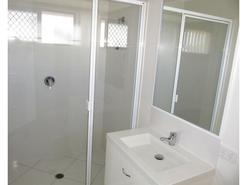 76 Victoria Avenue, Glen Eden QLD 4680