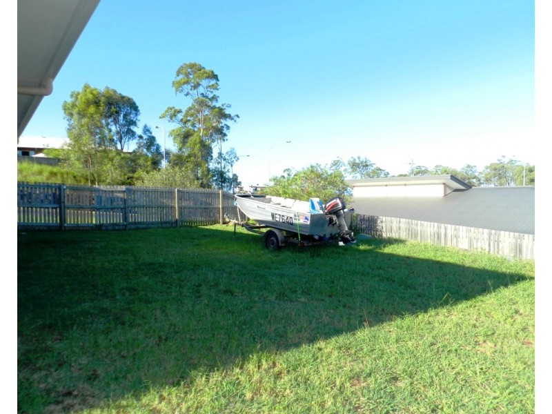 76 Victoria Avenue, Glen Eden QLD 4680