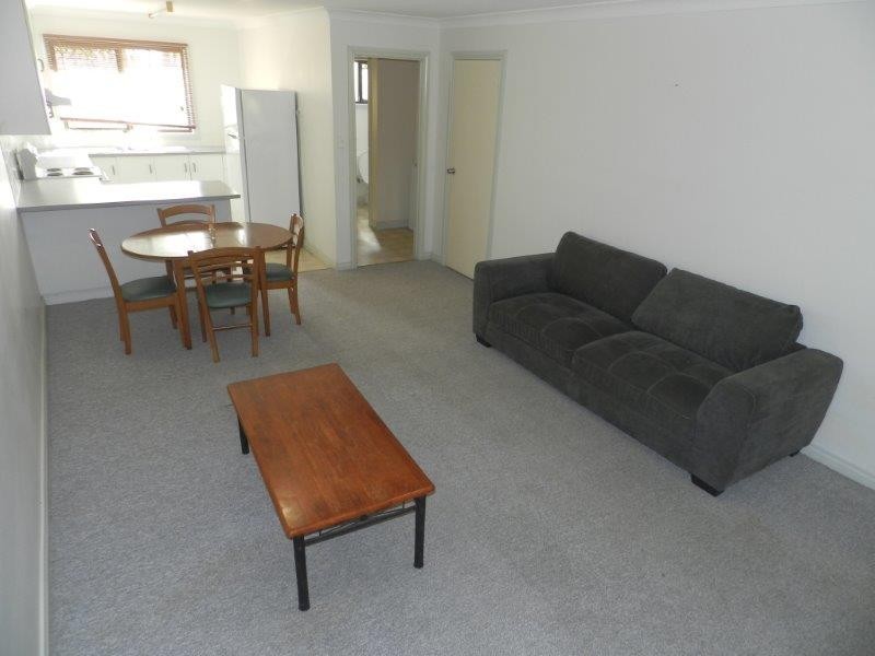 3/8 Nothling Street, New Auckland QLD 4680