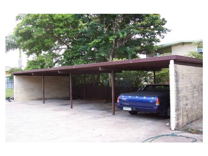 2 37 J HICKEY AVENUE, Clinton QLD 4680