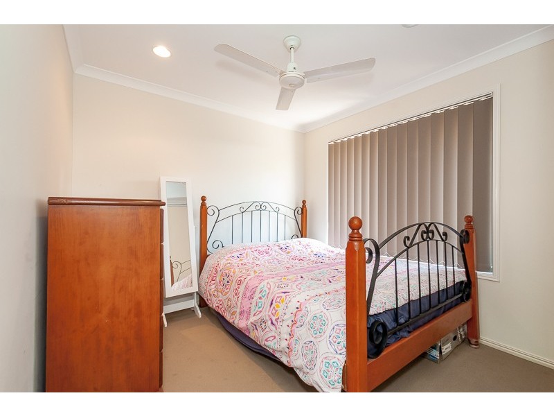 9 Larcom Rise, West Gladstone QLD 4680