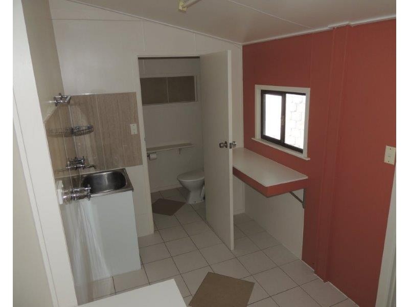 21 Eden Street, South Gladstone QLD 4680