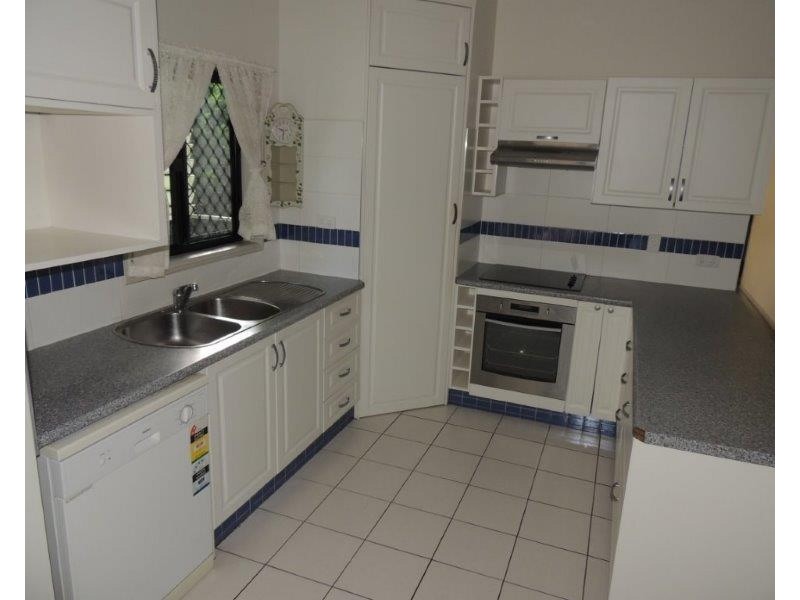 21 Eden Street, South Gladstone QLD 4680