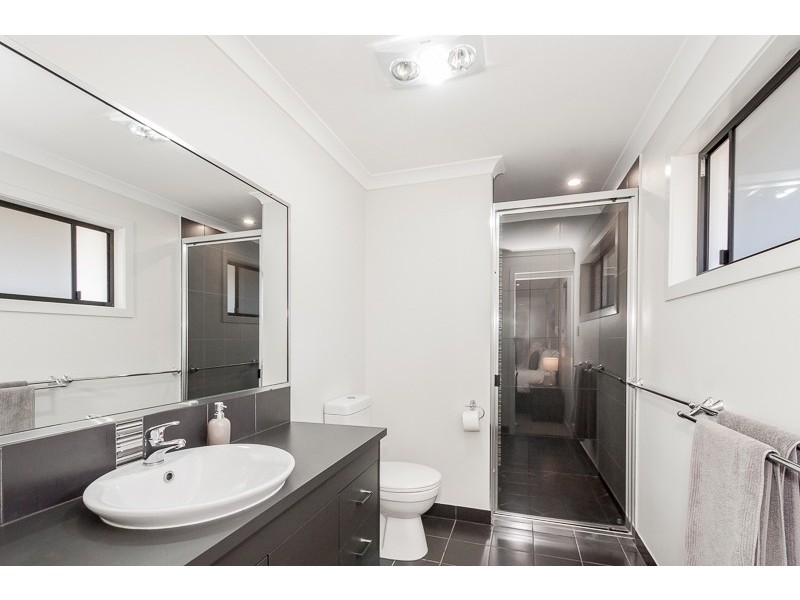 6 SPENCE COURT, Kirkwood QLD 4680