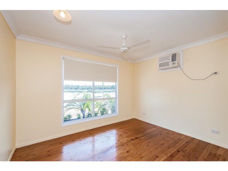 51 Park Street, West Gladstone QLD 4680