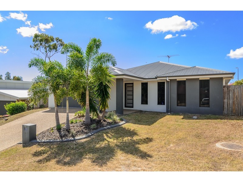 12 Takoko Place, Kirkwood QLD 4680