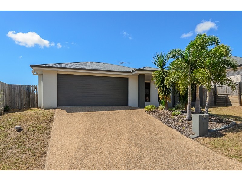 12 Takoko Place, Kirkwood QLD 4680