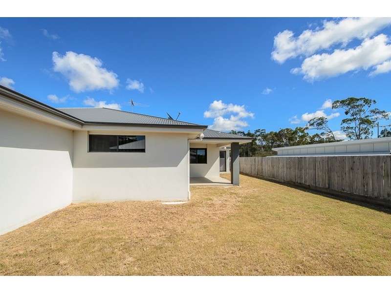 12 Takoko Place, Kirkwood QLD 4680