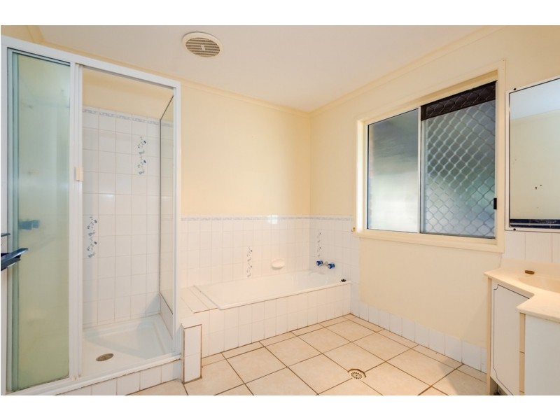 44 Dixon Drive, Telina QLD 4680