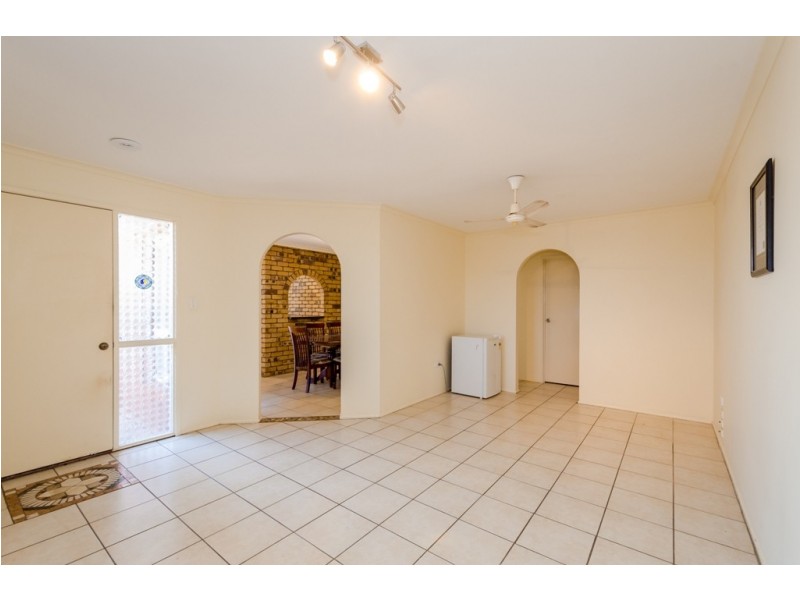 44 Dixon Drive, Telina QLD 4680