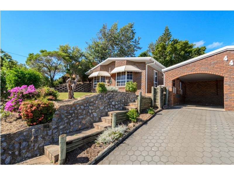 44 Dixon Drive, Telina QLD 4680