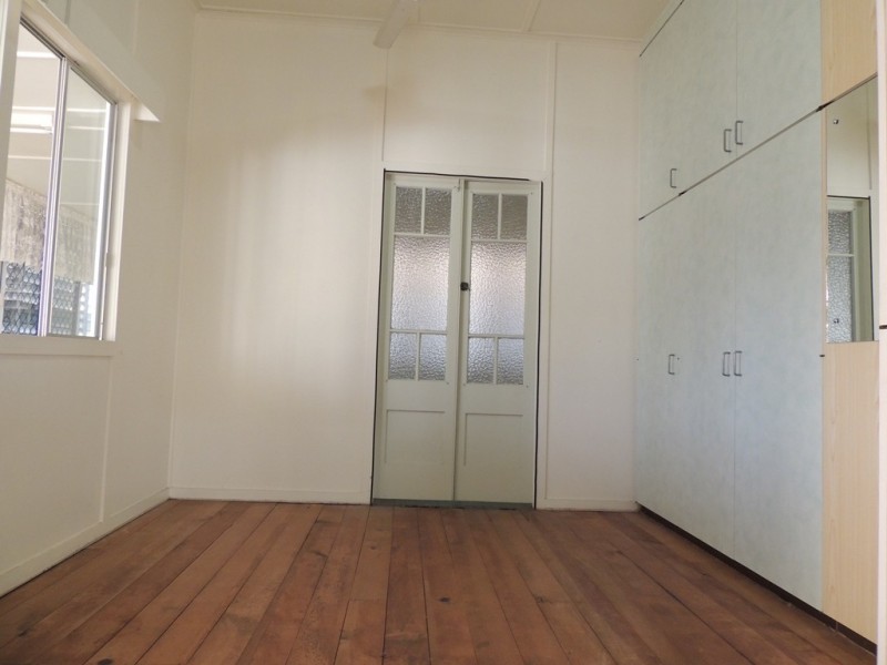 140 AUCKLAND STREET, Gladstone QLD 4680