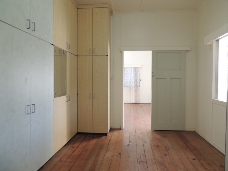 140 AUCKLAND STREET, Gladstone QLD 4680