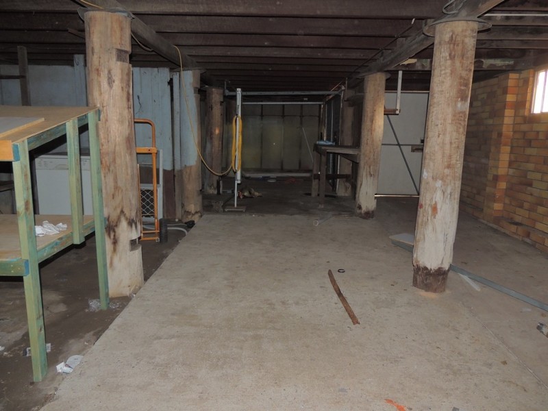 140 AUCKLAND STREET, Gladstone QLD 4680