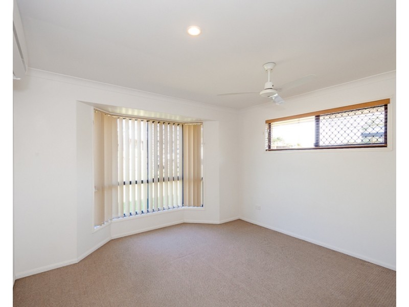 62 Col Brown Ave, Clinton QLD 4680