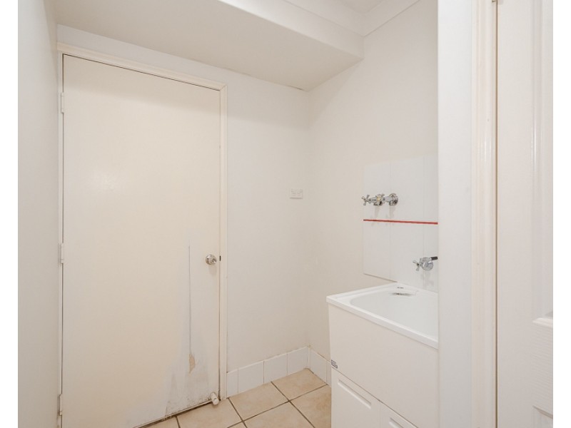 62 Col Brown Ave, Clinton QLD 4680