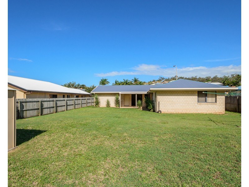 62 Col Brown Ave, Clinton QLD 4680