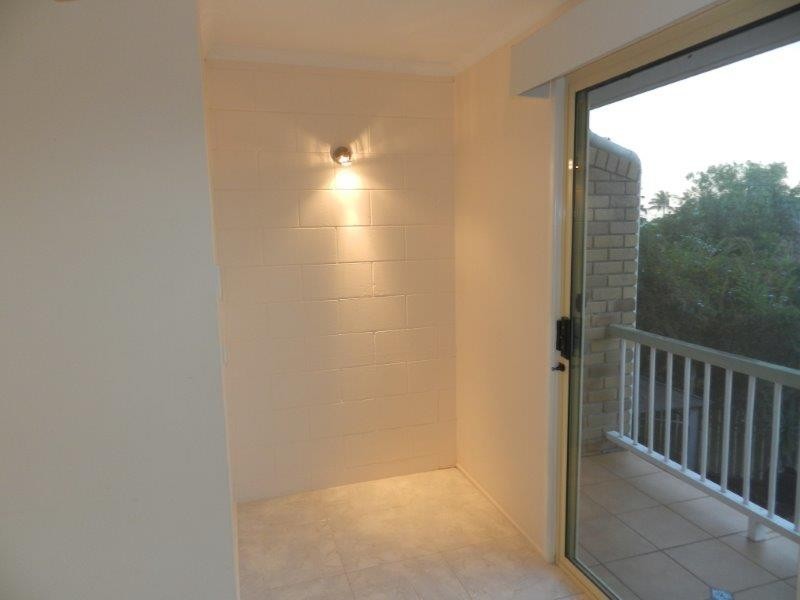 2/38 Marten St, South Gladstone QLD 4680