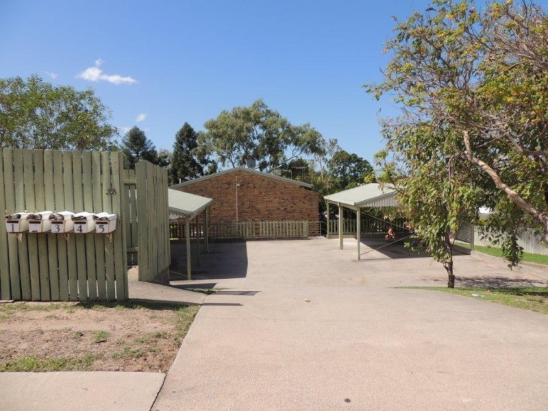 2/38 Marten St, South Gladstone QLD 4680