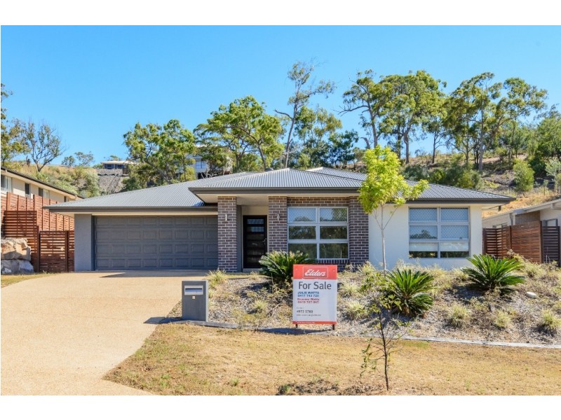 5 CARLSSON PLACE, Kirkwood QLD 4680