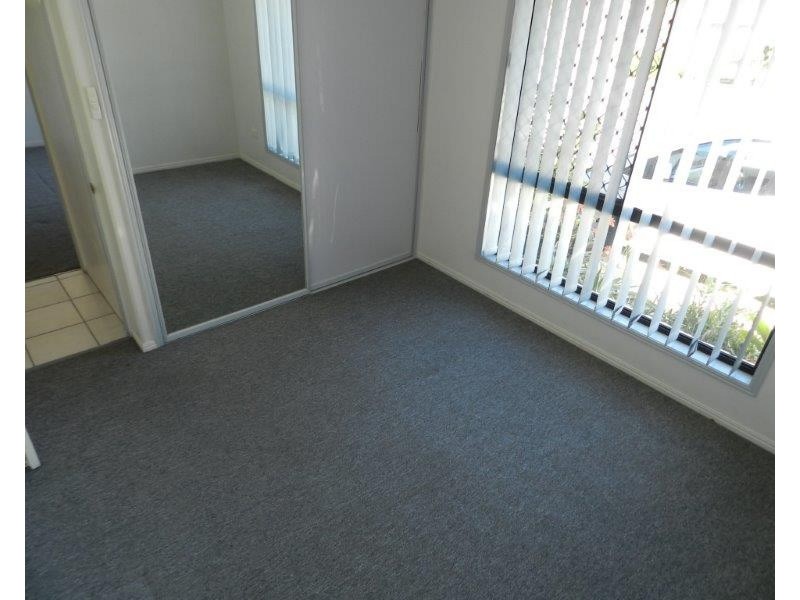 2/41 Park Street, West Gladstone QLD 4680