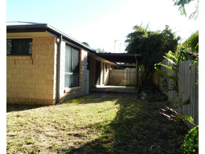 2/41 Park Street, West Gladstone QLD 4680