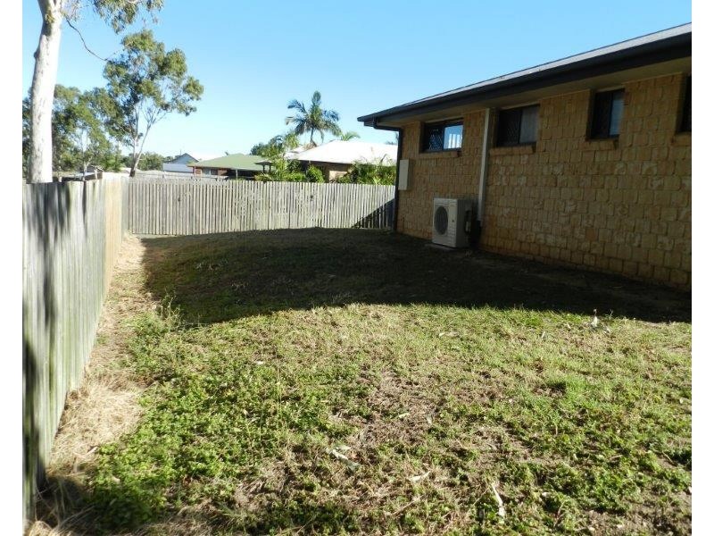 2/41 Park Street, West Gladstone QLD 4680