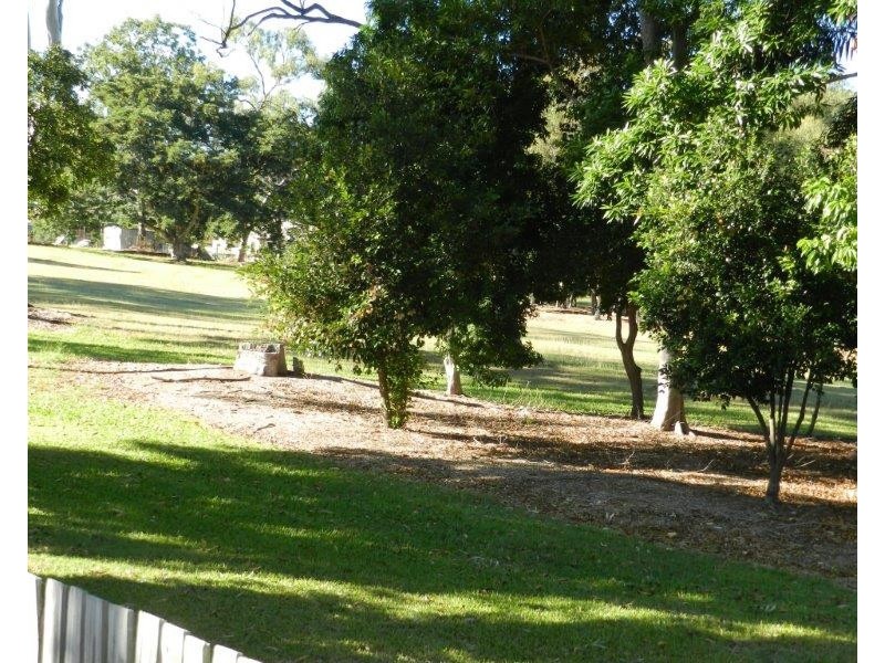 2/41 Park Street, West Gladstone QLD 4680