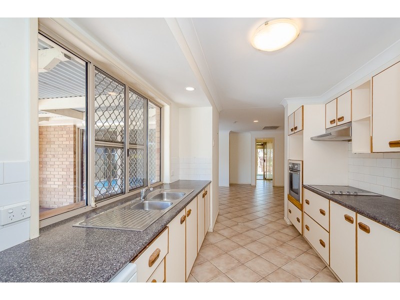 5 PALM COURT, Clinton QLD 4680