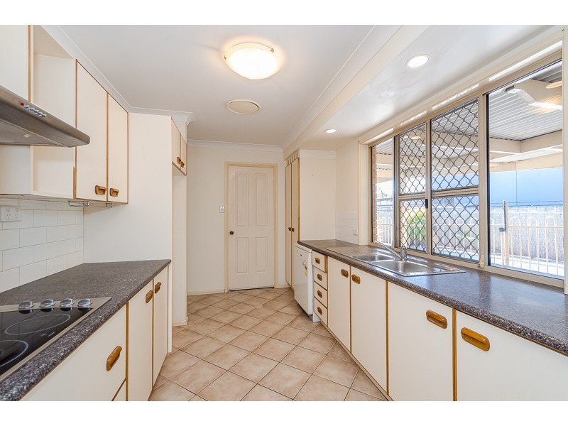 5 PALM COURT, Clinton QLD 4680