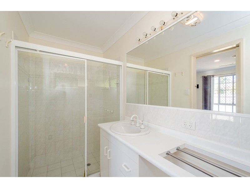 5 PALM COURT, Clinton QLD 4680