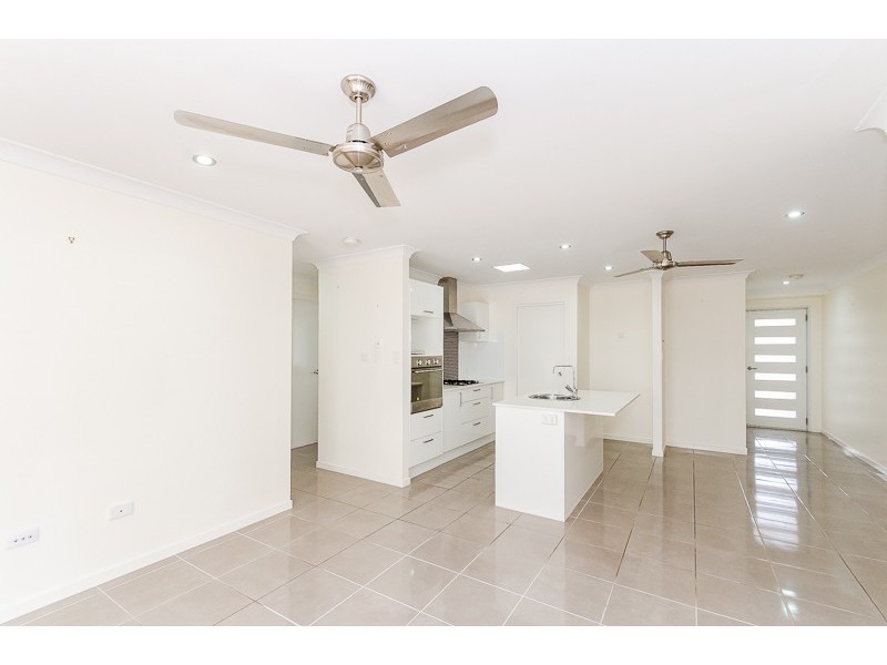 10 Christina Road, Clinton QLD 4680