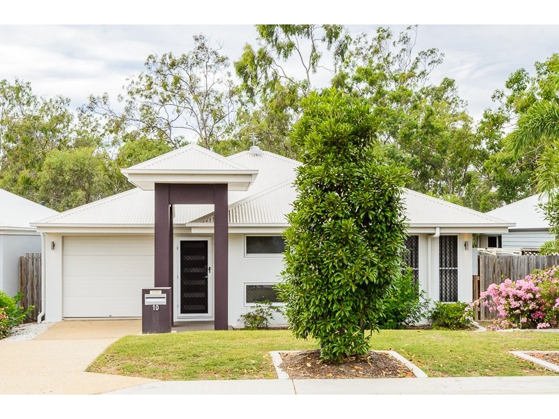 10 Christina Road, Clinton QLD 4680