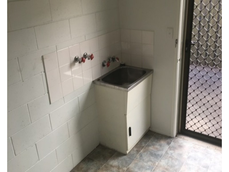 4/3 View Street, West Gladstone QLD 4680