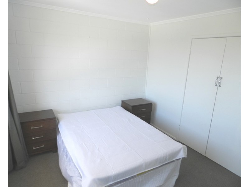 2/9 Scenery Street, West Gladstone QLD 4680