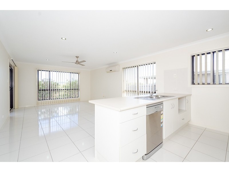 64 Victoria Ave., Glen Eden QLD 4680