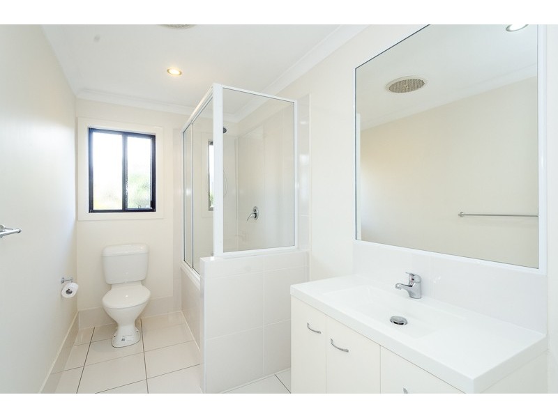 64 Victoria Ave., Glen Eden QLD 4680