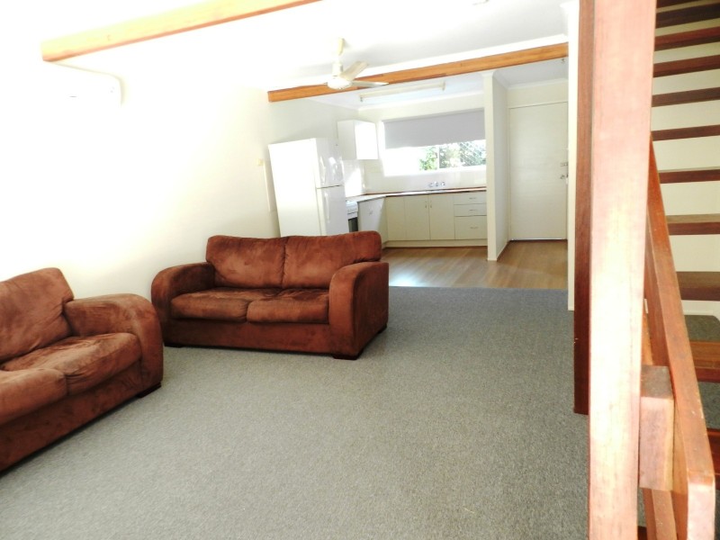 1/222 Auckland Street, Gladstone QLD 4680