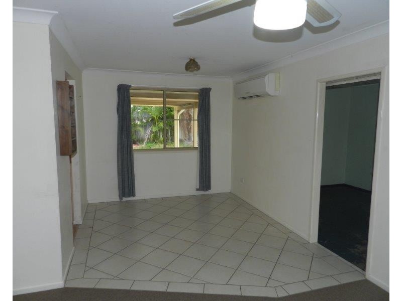 6 Palm Court, Clinton QLD 4680