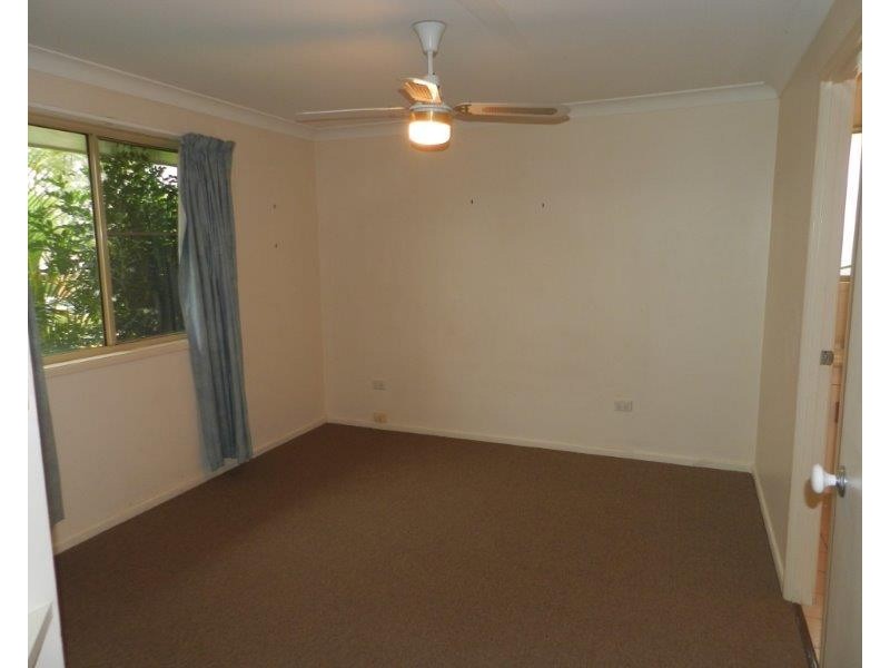 6 Palm Court, Clinton QLD 4680