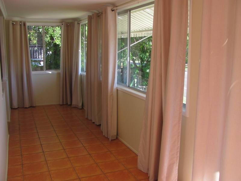 26 Charles Street, West Gladstone QLD 4680