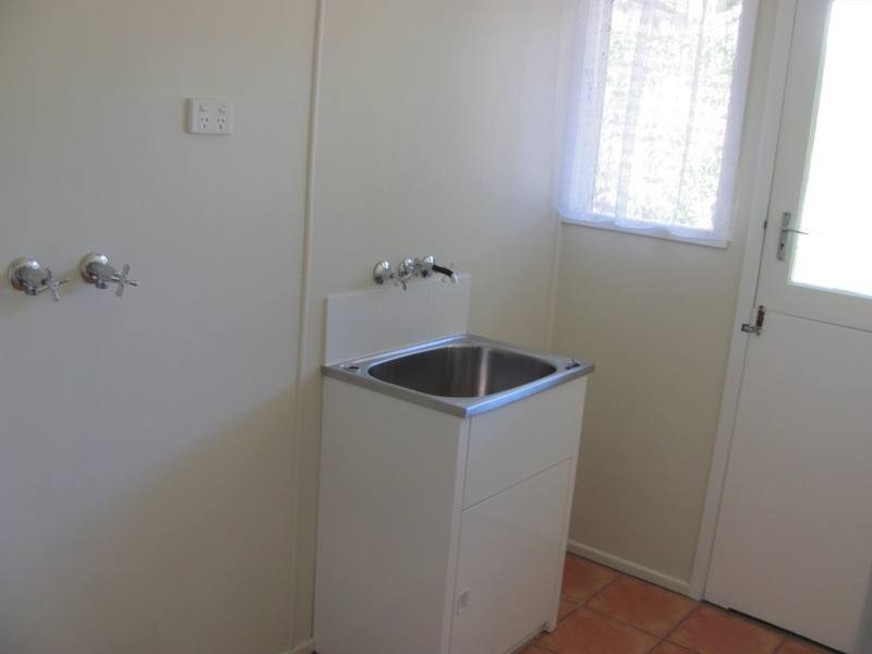 26 Charles Street, West Gladstone QLD 4680